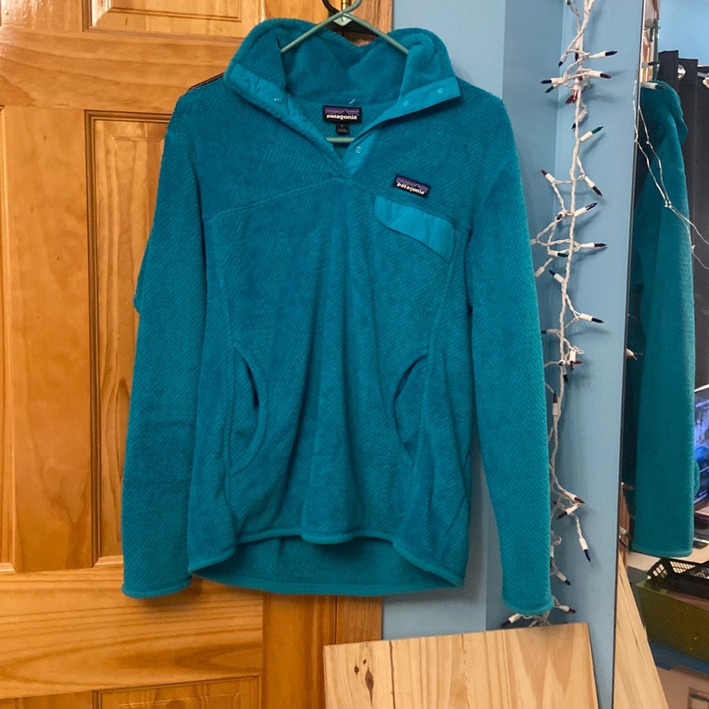 Patagonia fleece pullover